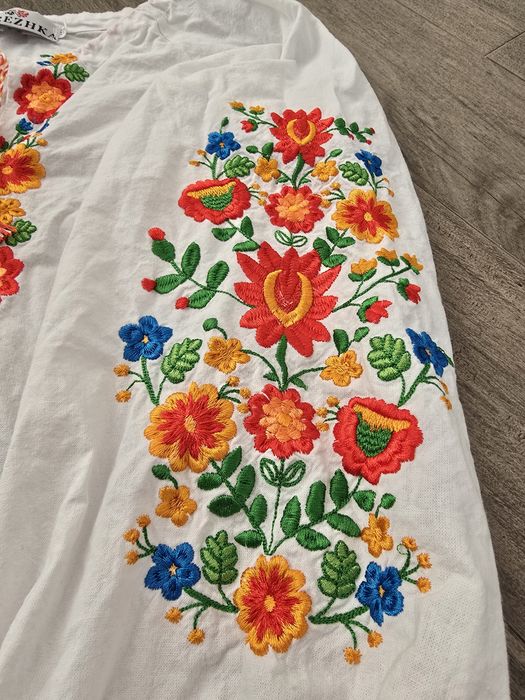 Вишиванка для дівчинки