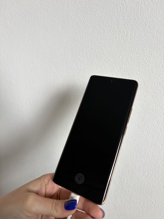 Smartfon Realme 11 pro +