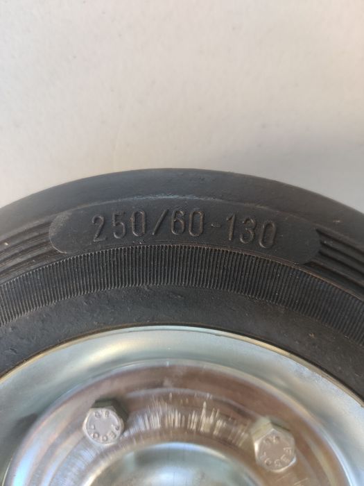 Pneu Mecanarte 250/60-130
