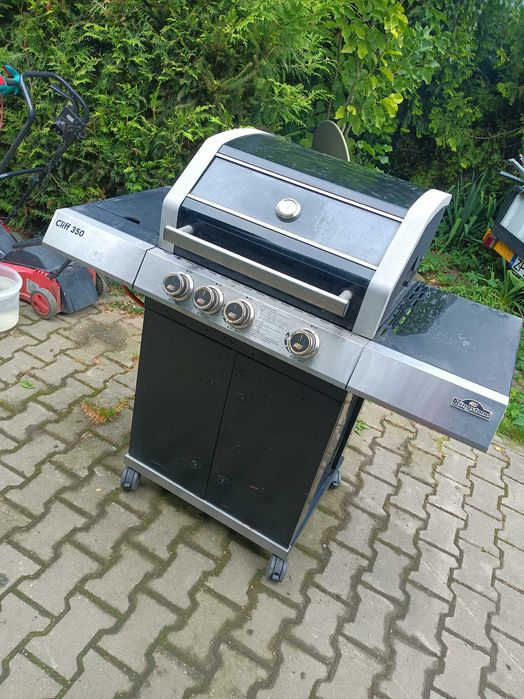 Grill gazowy czteropalnikowy