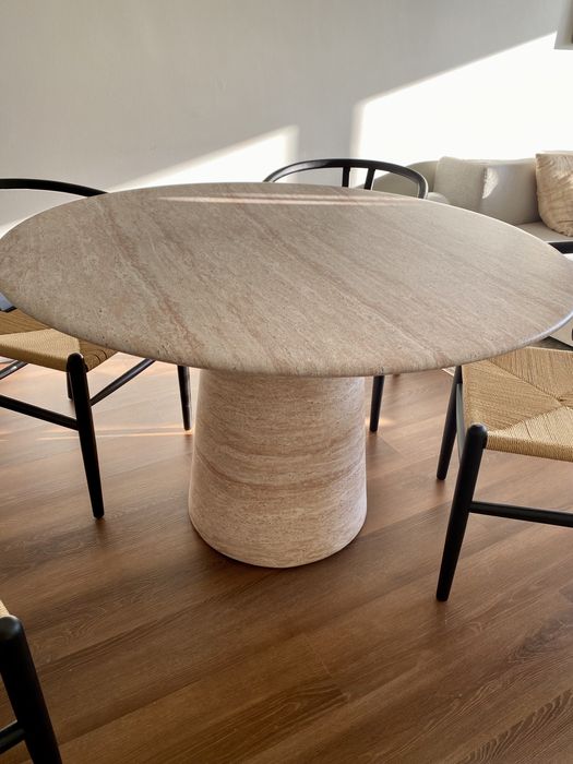 Mesa de jantar redonda