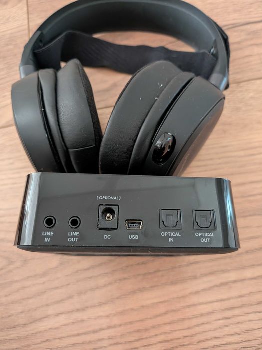 SteelSeries Arctis Pro Wireless headset