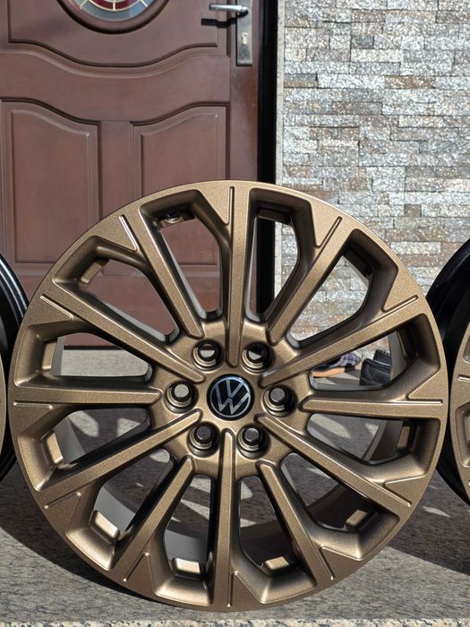 Nowy VW T7 Transporter T7 Caravelle 6x120 19'' 7,5J ET52,5  Satin Bronze
