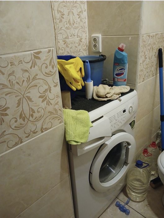 1 к. кв. возле ст.метро Масельского. Кап.ремонт.Мебель. Техника-14000$
