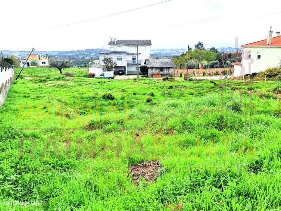 Lote de Terreno Urbano para Construção - Vila Nova de Oliveirinha, ... — Margaride (Santa Eulália), Várzea, Lagares, Varziela E Moure, Porto