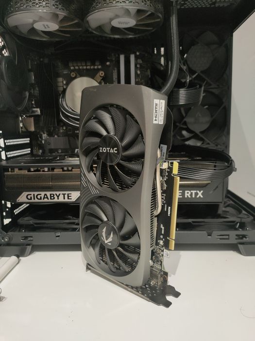 RTX 4060 Zotac OC + GARANTIA64738344081154121