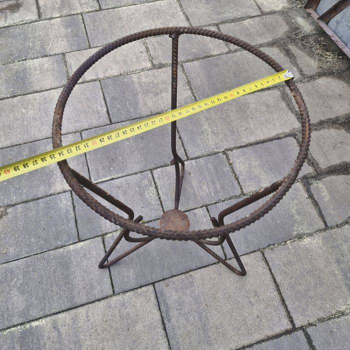 Kwietnik metalowy prl
