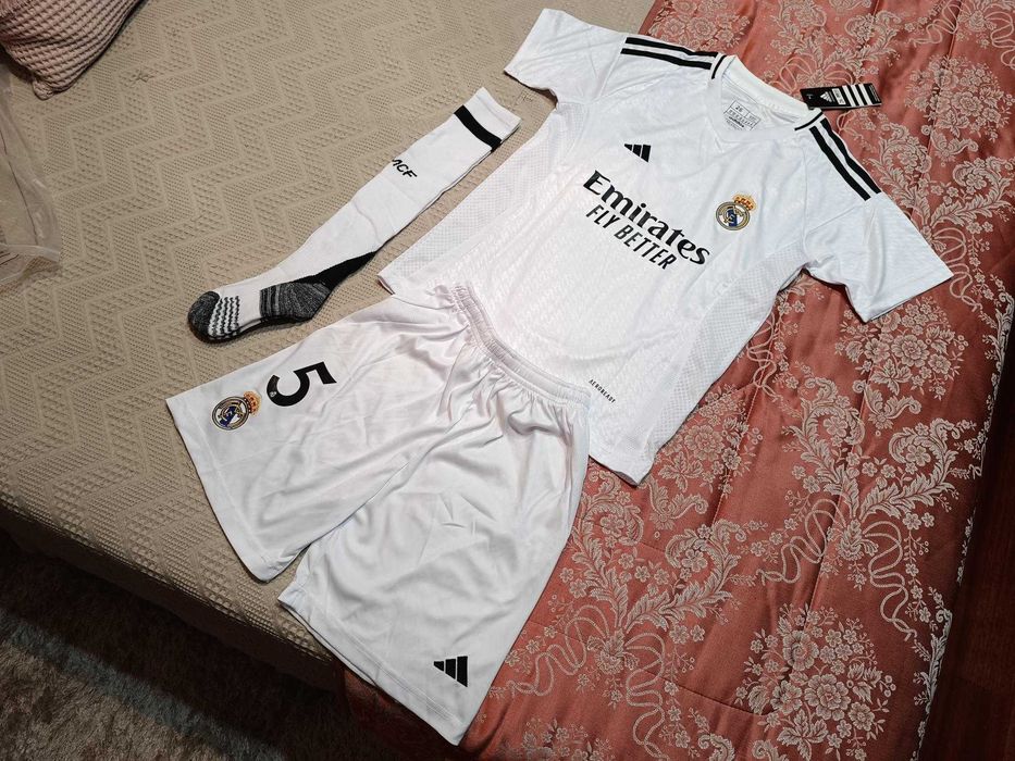 Camisola Criança BELLINGHAM Equipamento REAL MADRID | NOVO