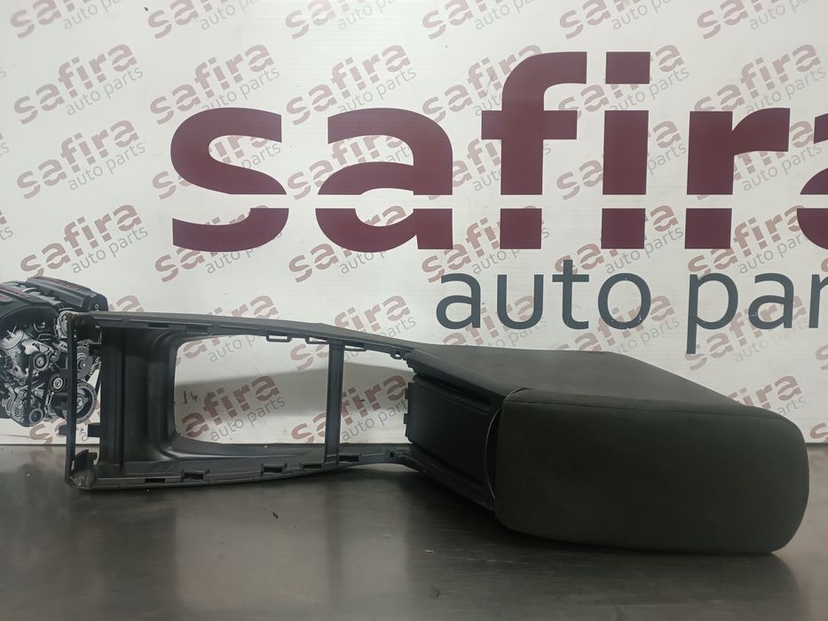 Apoio de Braço RENAULT MEGANE II - 8200079091