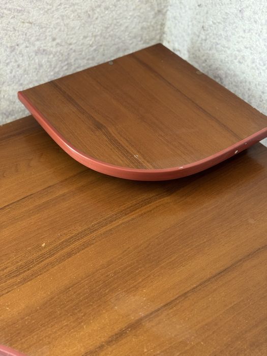 Компʼютерний стіл