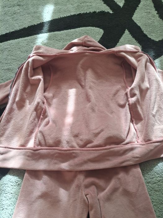 Спортивний костюм для дівчинки