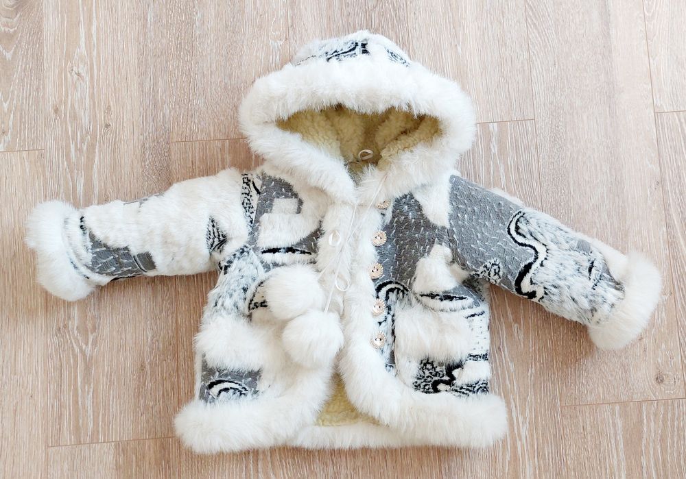 Шубка з овчини на дівчинку 3-4 роки