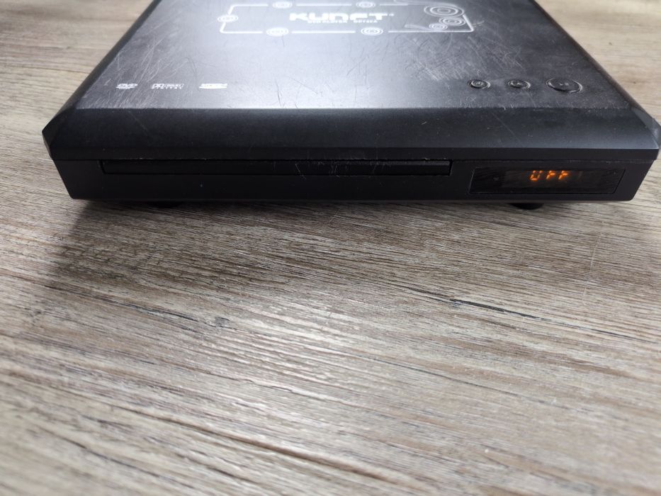 Leitor DVD Kunft DP748A