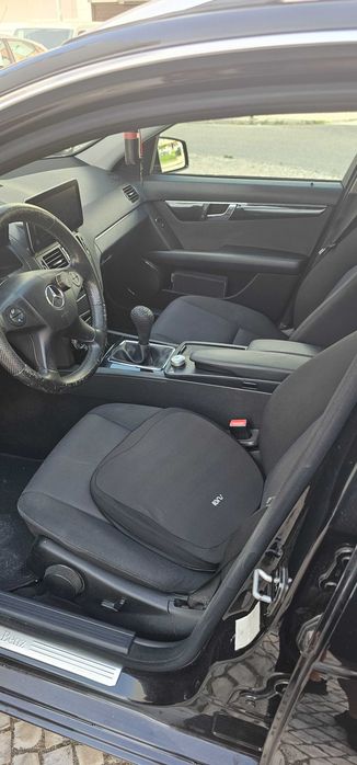 Carrinha Mercedes C220 W204 imaculada