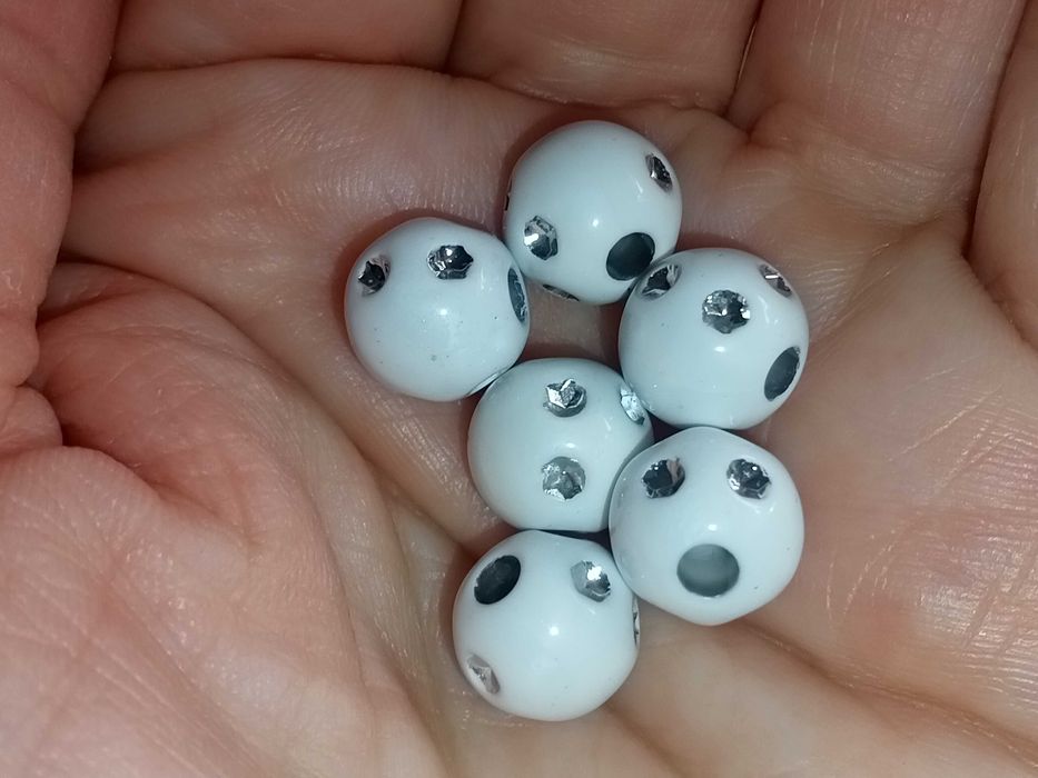 36 contas redondas em acrílico 9mm