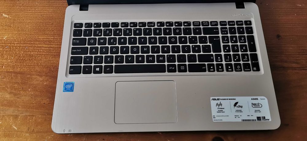 portátil Asus A540SA