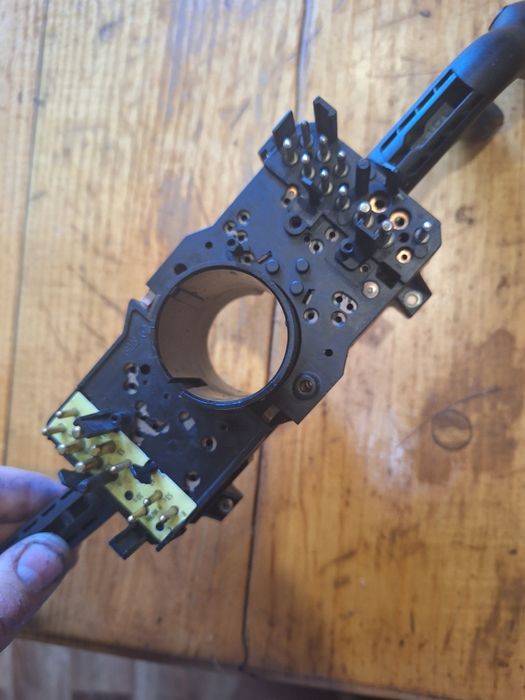 Підрульовий перемикач Audi A4 b5