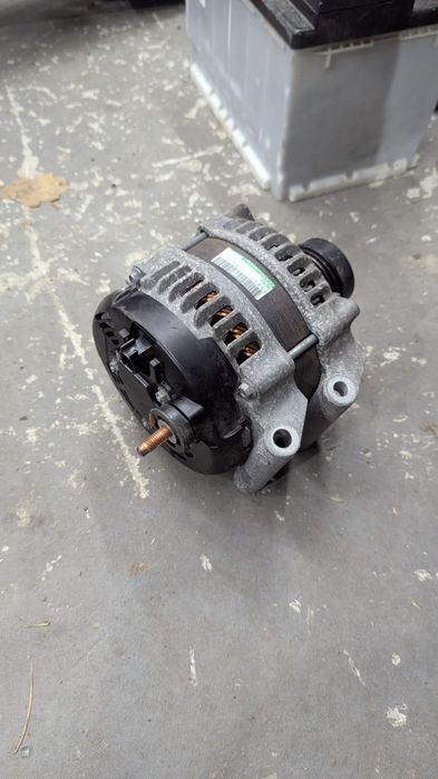 Генератор 3.2 cherokee TrailHawk 56029740aa