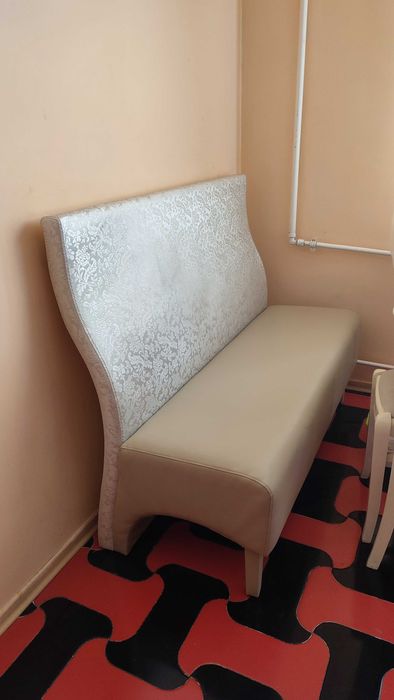 Перетяжка и ремонт мягкой мебели