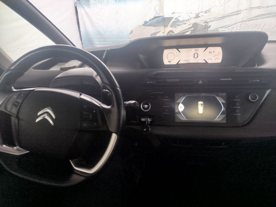 Продам надійний сімейний автомобіль Citroen C4 Grand Picasso 1.6HDI