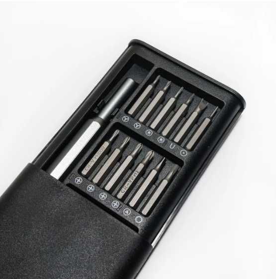 Набор отверток в кейсе (24 бита) / Набор отверток 24 в 1