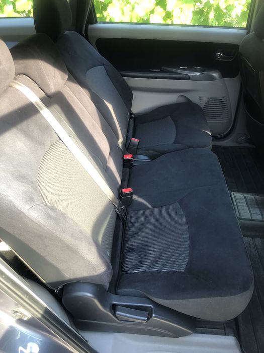 Mitsubishi Grandis 2,4L газ/бензин