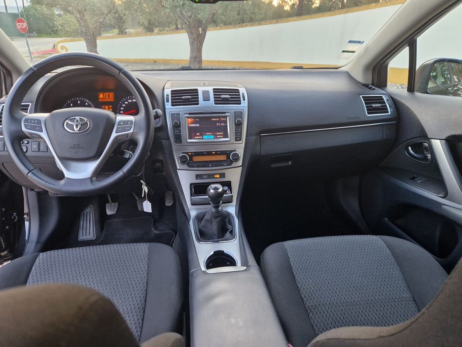 Toyota Avensis 2.0D4D Nacional c/ histórico