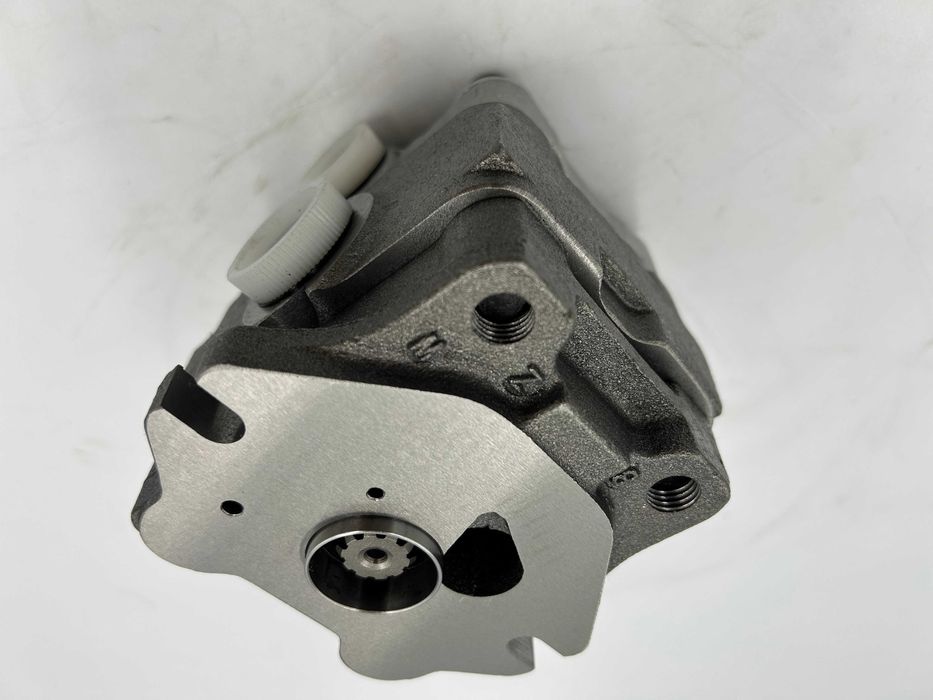 Pompa hydrauliczna zębata dwusekcyjna Nachi PVD-0B-24