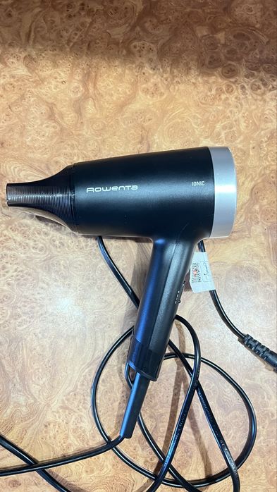 Продам фен roventa