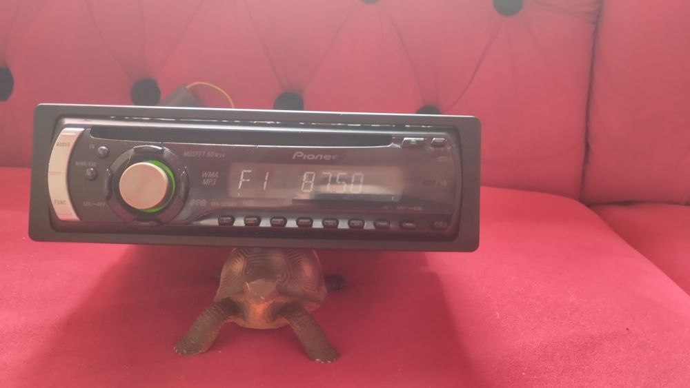 Магнітола Pioneer