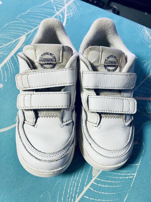Кроссовки adidas 25р девочка
