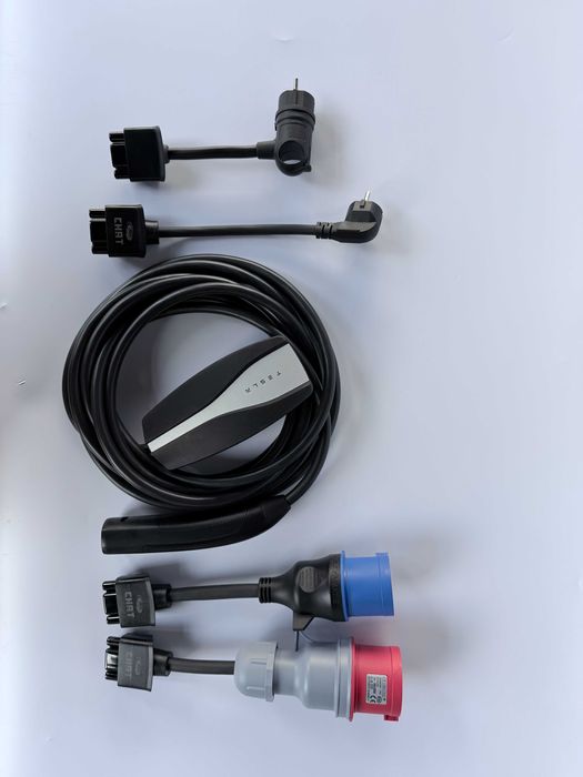 Перехідники для зарядки Tesla 13А 16А 32А, 1 та 3 фази,