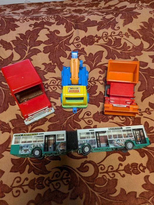 Продам транспорт  тролейбус, трамвай , метро, автобус кран, ексковатор