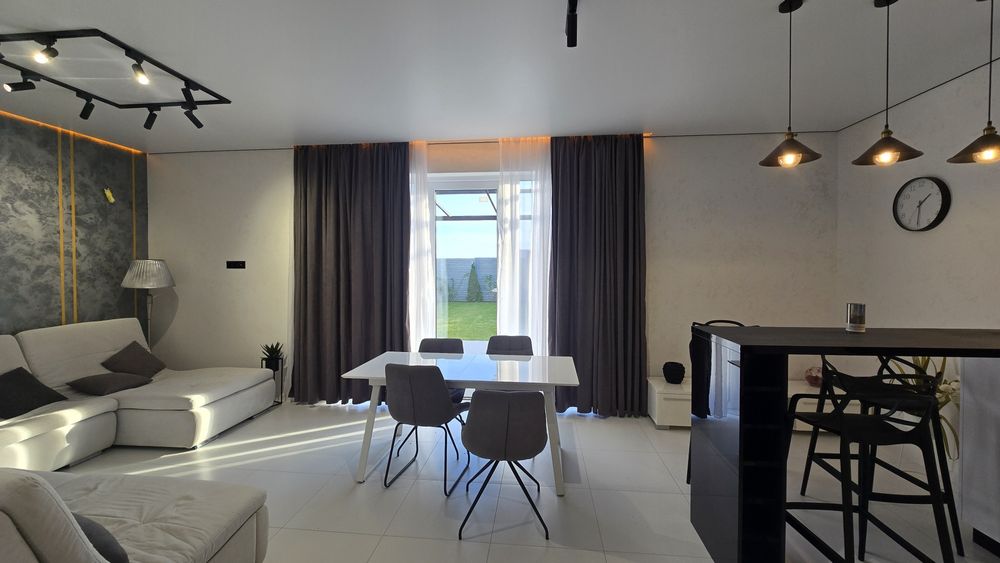 Червоный Хутор, Продам дом с ремонтом 170 кв. Выгодная рассрочка,Гараж