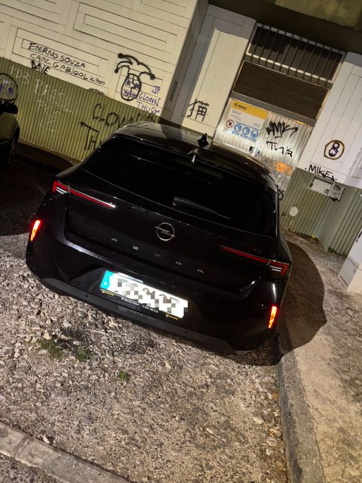 Alugo opel astra 2025