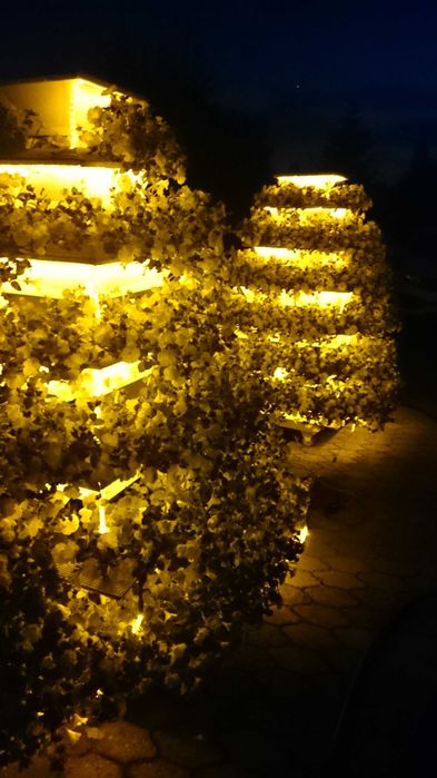 wieżę kwiatowe wy.2,2m podświetlane led półki
