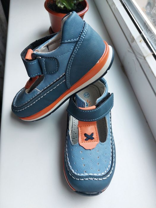 Сандалі, тапочки, кеди, кросівки 16см