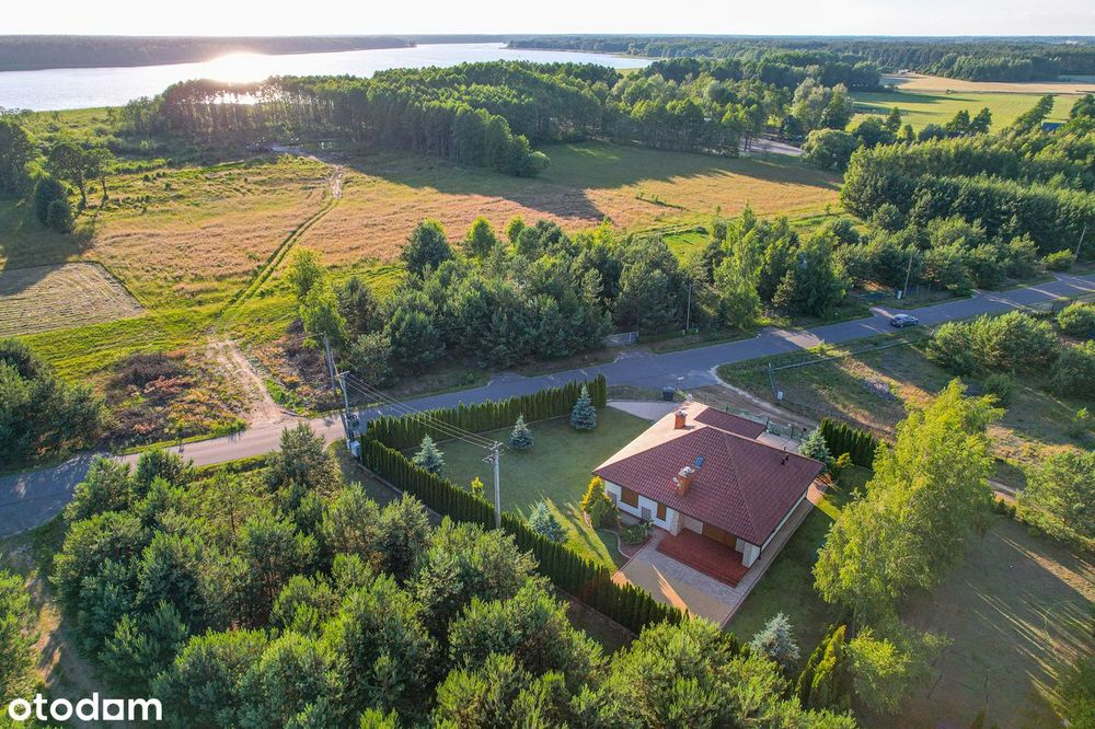 Prywatna rezydencja nad Jeziorem Urszulewskim