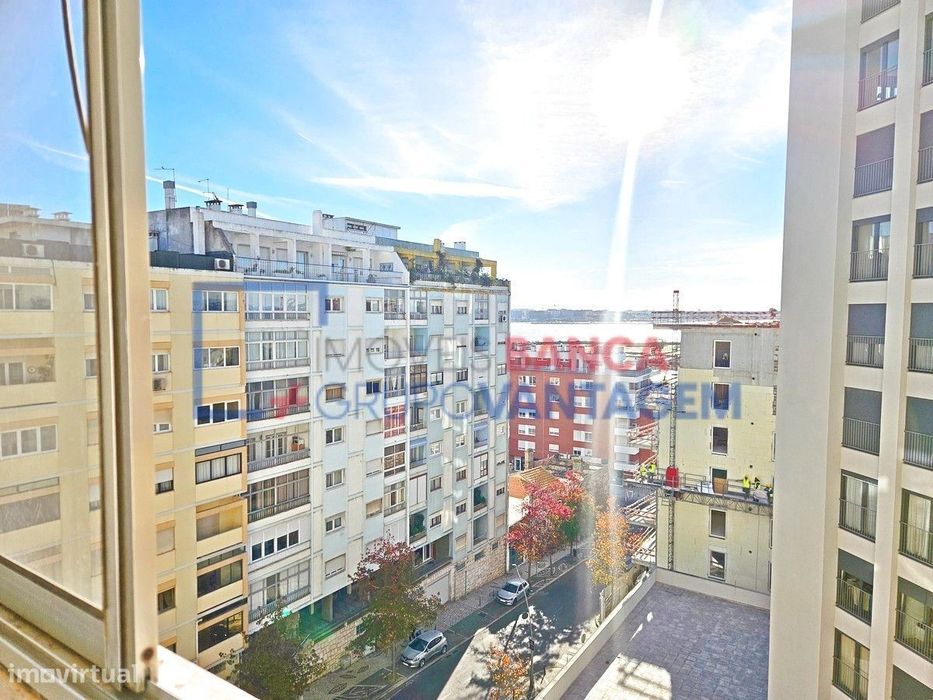 Apartamento T3, 80 m2 Barreiro l Bem Localizado