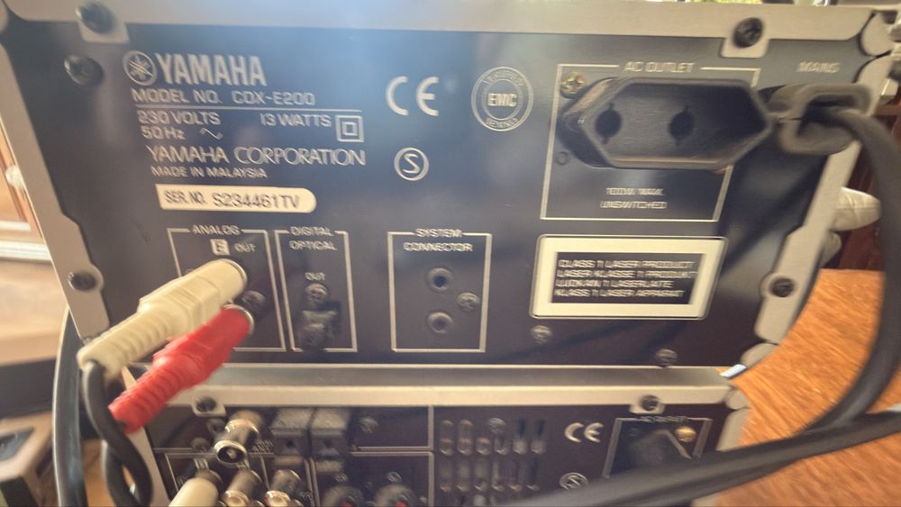 Wieza Yamaha RX E 200 /SDX E 200