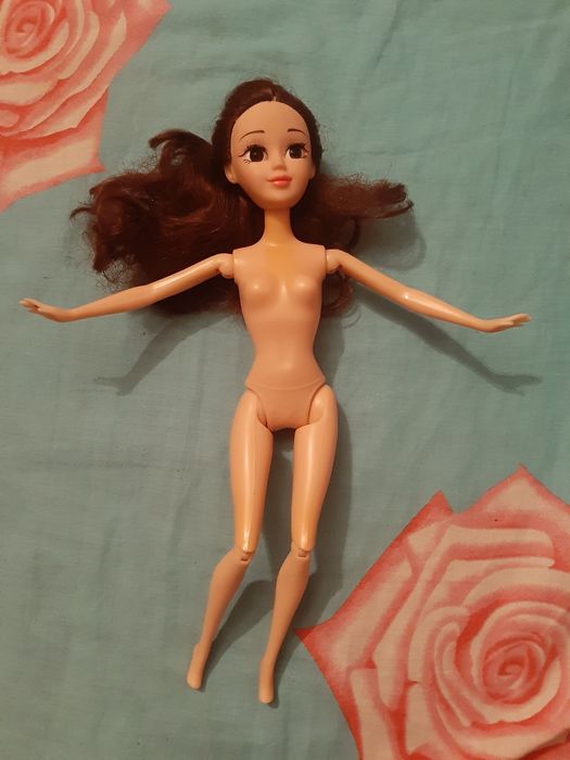 Кукла Abbie с ресницами шарнирные ноги Лялька з віями не дорого шарнір