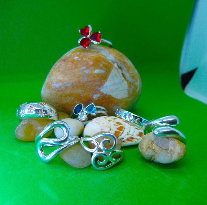 Anel Aço Prateado c/ Cornucópia NOVO - Saldo