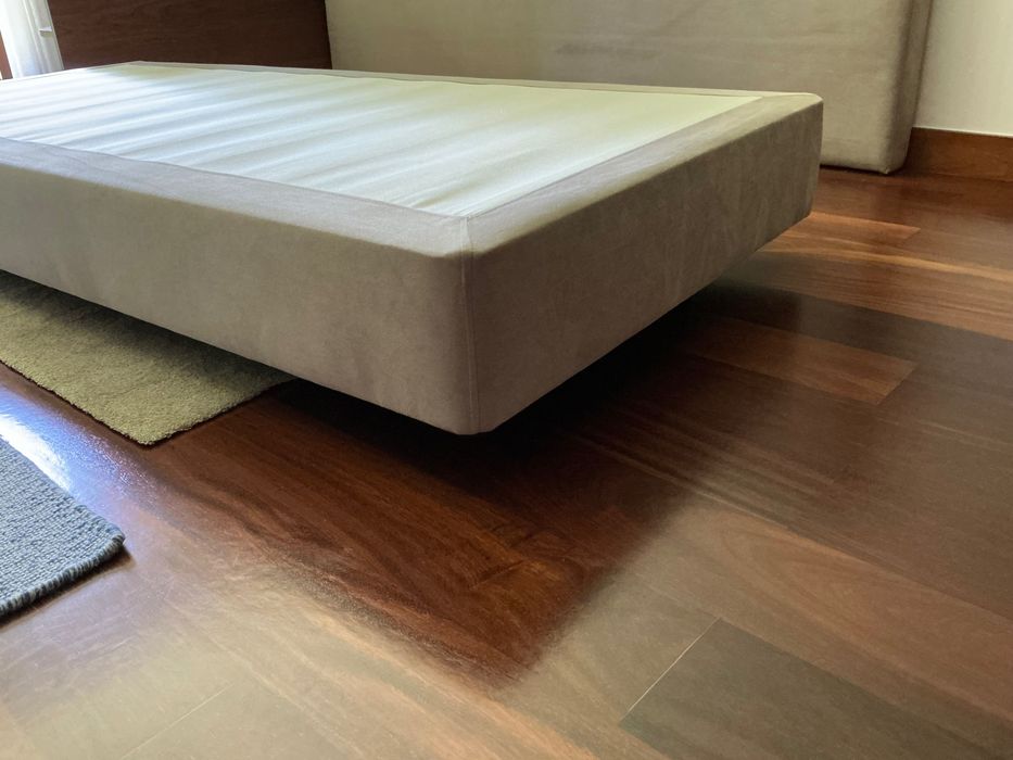 Cama de solteiro com colchão