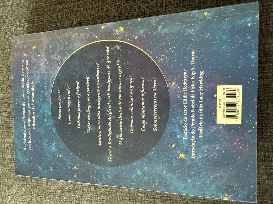 Livro “Breves respostas às grandes respostas- Stephen Hawking
