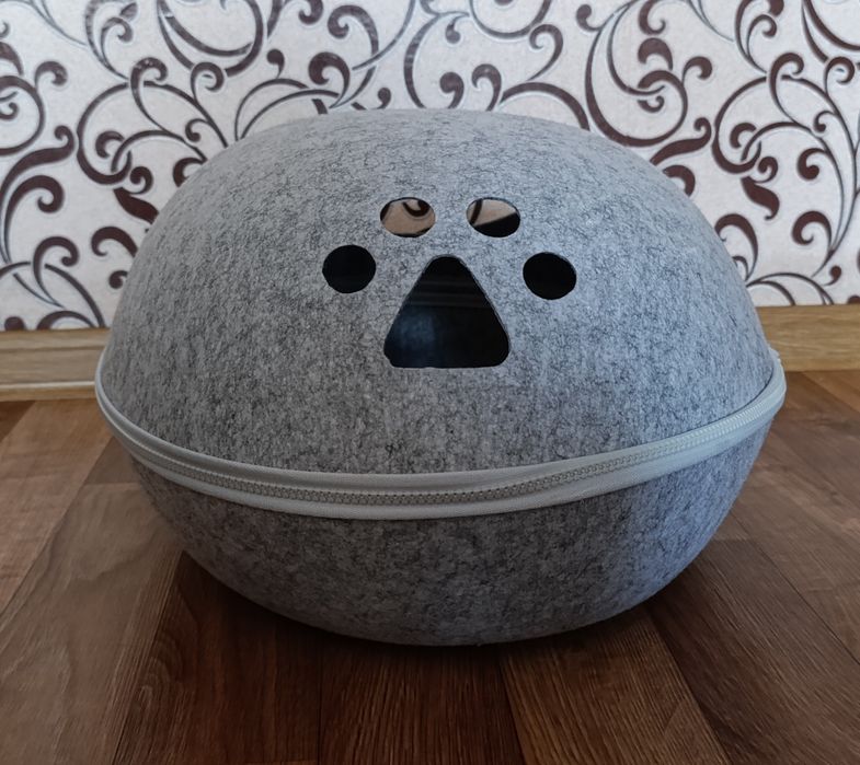 Будиночок лежанка для котів та собак