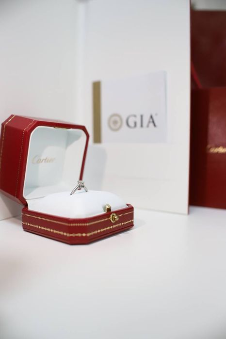 Ювелірний виріб Cartier (оригінал)