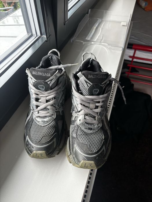 Balenciaga runner r43