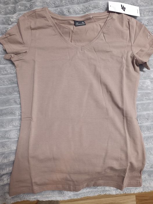 T-shirt damski 4f  rozmiar S