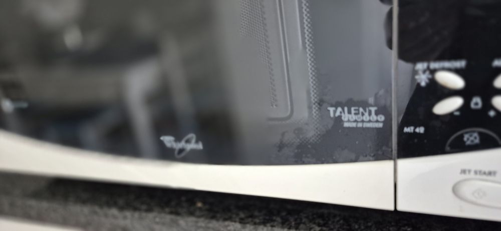 Microondas com grill da Whirlpool