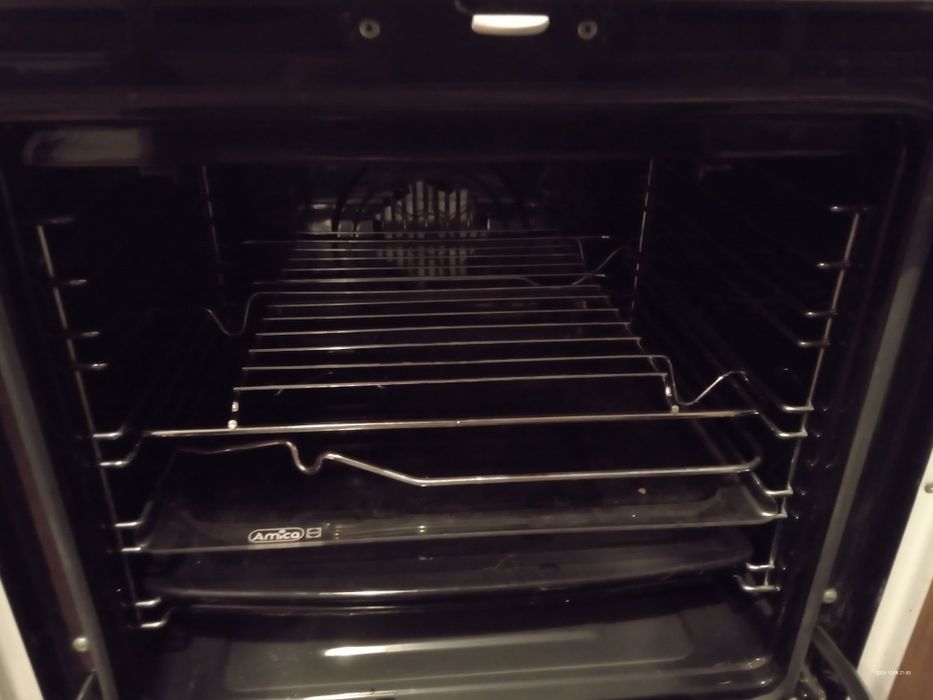 Sprzedam kuchenkę gazową na butlę Amica